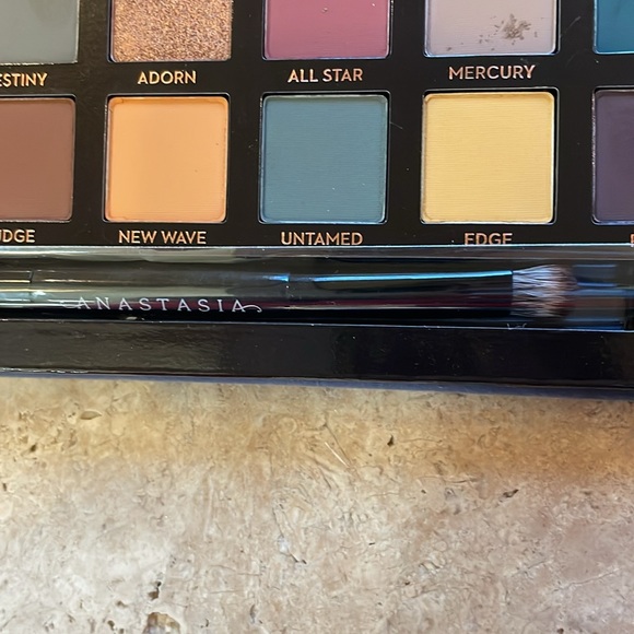 Anastasia Beverly Hills Eyeshadow in Sunculture